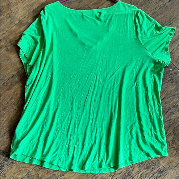 Masseys Shirt Lime Green V Neck Crisscross Flowey Cap Short Sleeves Plus Size 3x - Picture 12 of 12